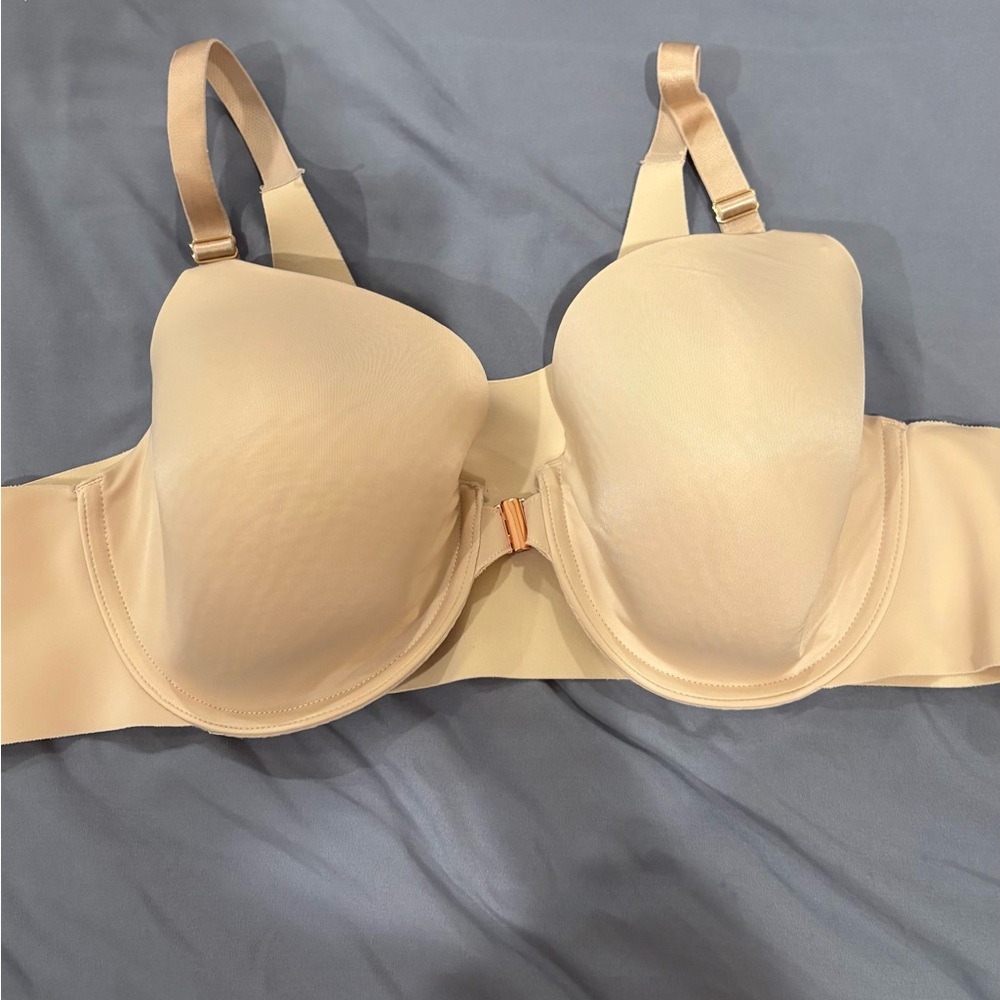 Soma Vanishing 360 Bra, Cream, 40C, Front Closure